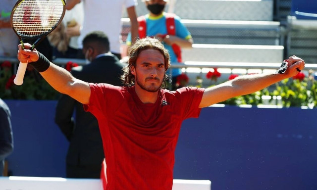 Στέφανος Τσιτσιπάς: Φοβερός και τρομερός! Πέρασε στον τελικό της Βαρκελώνης (videos)