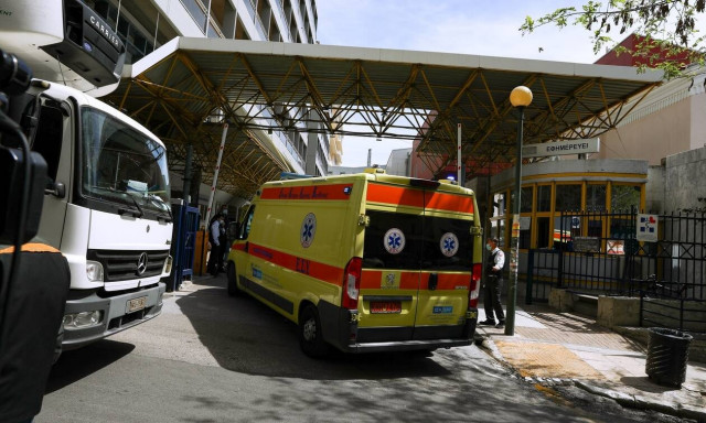 Κορονοϊός: Μεγαλώνει η «μαύρη λίστα» - Ξεπέρασε τους 10.000 θανάτους η Ελλάδα