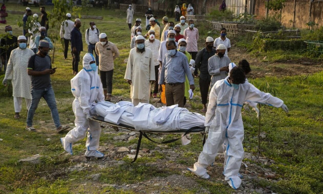 Κορονοϊός: Η Γαλλία θα στείλει οξυγόνο και εξοπλισμό στην Ινδία