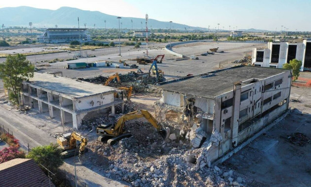 Αποκρατικοποιήσεις: Απομακρύνεται ο στόχος για έσοδα 1,79 δισ. ευρώ