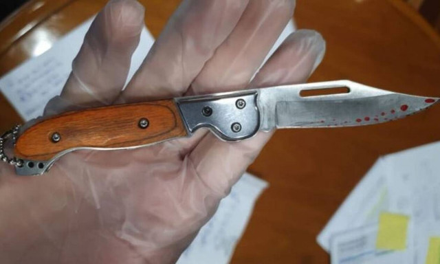 Ισπανία: Θρίλερ με υπουργό -Έλαβε με το ταχυδρομείο ένα μαχαίρι με κόκκινα στίγματα