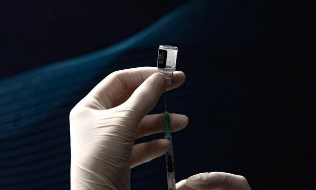 Η γαλλική φαρμακοβιομηχανία Sanofi θα παράγει έως 200 εκατ. δόσεις του εμβολίου Moderna