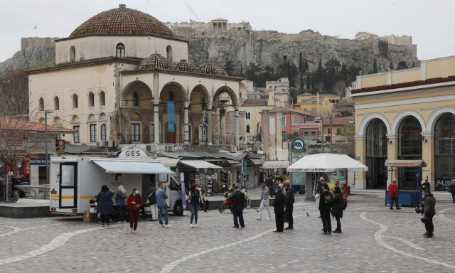 SMS στο 13033: Ένα βήμα από την κατάργησή του – Κρίσιμη συνεδρίαση των λοιμωξιολόγων