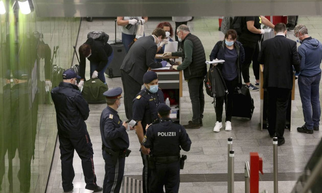 Κορονοϊός: Η Αυστρία απαγορεύει τις προσγειώσεις πτήσεων από την Ινδία