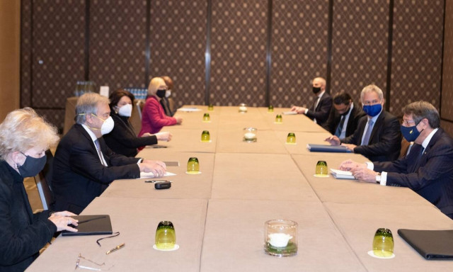 Πενταμερής για το Κυπριακό: Σε εξέλιξη οι διαπραγματεύσεις στη Γενεύη