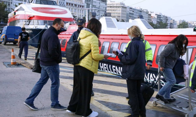 Πάσχα 2021: Σήμερα οι ανακοινώσεις για τις μετακινήσεις, τα SMS και την εστίαση