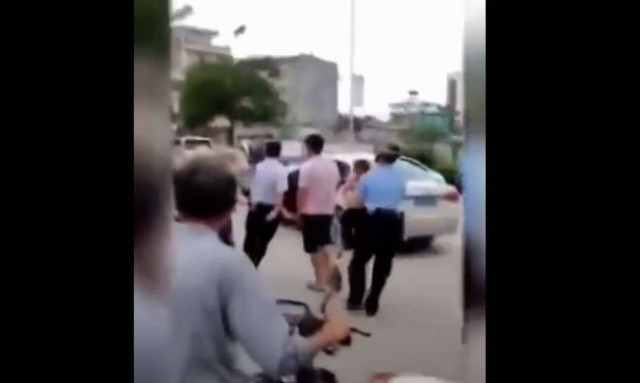 Φρίκη στην Κίνα: Επιτέθηκε με μαχαίρι και σκότωσε δυο παιδιά σε νηπιαγωγείο