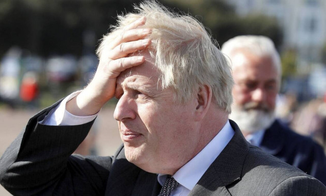 «Πονοκέφαλος» για  Μπόρις Τζόνσον: Στο διαδίκτυο εδώ και 15 χρόνια είναι αναρτημένο το τηλέφωνό του