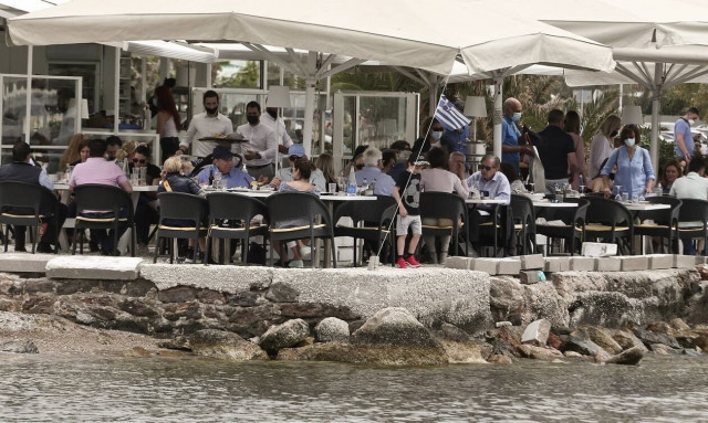 Κορονοϊός: Η «Ελευθερία» έρχεται με αργά βήματα - Καθημερινή μελέτη δεδομένων και εμβόλια το κλειδί