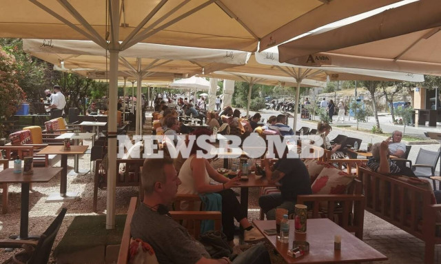 Εστίαση - Ρεπορτάζ Newsbomb.gr: Γέμισαν τα «τραπεζάκια» έξω - «Βροχή» οι κρατήσεις