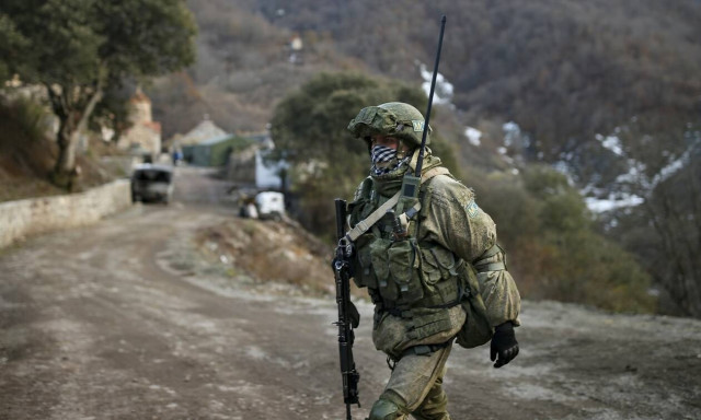 Αρμενία: Ενισχύονται οι ρωσικές δυνάμεις κοντά στα σύνορα με το Αζερμπαϊτζάν