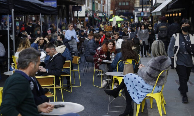 Κορονοϊός: Μονοψήφιος για δεύτερη ημέρα ο αριθμός των θανάτων στο Ηνωμένο Βασίλειο