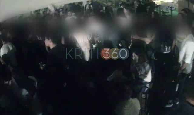 Κορονοπάρτι στα Χανιά: Εκτός από μουσική και ποτά, έριξαν και βεγγαλικά