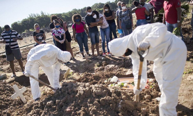 Η πανδημία σαρώνει τη Βραζιλία: 2.811 θάνατοι και 73.295 κρούσματα κορονοϊού το τελευταίο 24ωρο