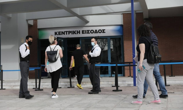 Κορονοϊός - Λινού: Εμβόλια mRNA να επιλέξουν οι γυναίκες κάτω των 50 ετών