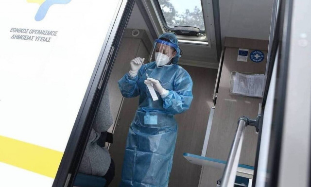 Κορονοϊός: Σε ποια σημεία θα πραγματοποιηθούν την Πέμπτη (6/5) έλεγχοι rapid test από τον ΕΟΔΥ