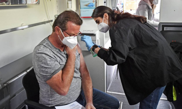 Γερμανία: Αίρονται οι περιορισμοί για εμβολιασμένους και όσους έχουν αναρρώσει