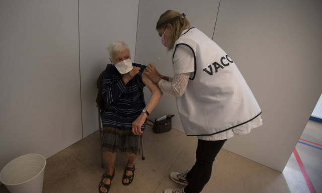 Κορονοϊός: Υπέρ της άρσης πατεντών για εμβόλια η Γαλλία, «ανοικτή σε συζήτηση» η Γερμανία