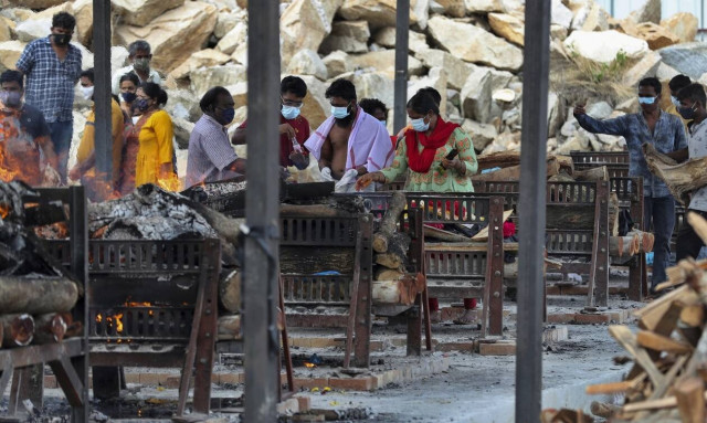 Ινδία- Covid-19: Η διπλή μετάλλαξη συνδέεται με την έξαρση του κορονοϊού