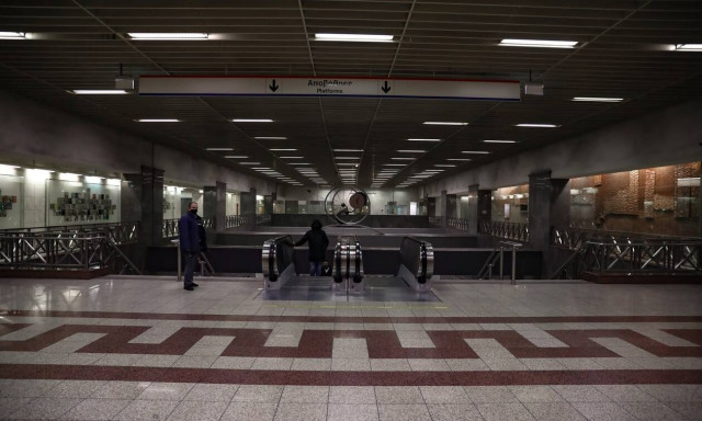 Απεργία στα ΜΜΜ: Δεν κυκλοφορούν μετρό, τραμ, ηλεκτρικός και τρόλεϊ