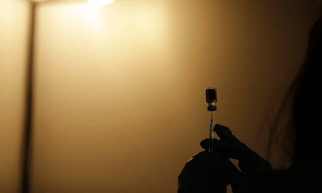 Κορονοϊός Βρετανία: Εμβολιασμένοι πάνω από 35 εκατομμύρια πολίτες