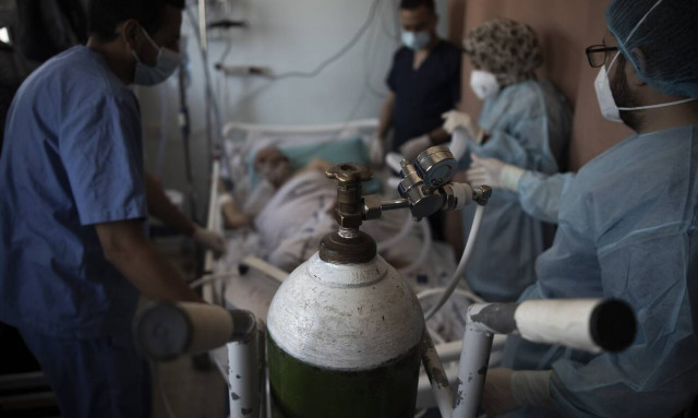 Ινδία- Κορονοϊός: 414.188 κρούσματα και 3.915 θάνατοι σε μία ημέρα