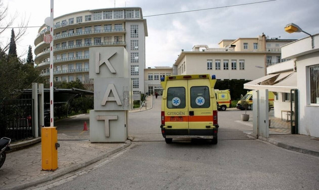 Στο ΚΑΤ γνωστή Ελληνίδα τραγουδίστρια μετά από τροχαίο