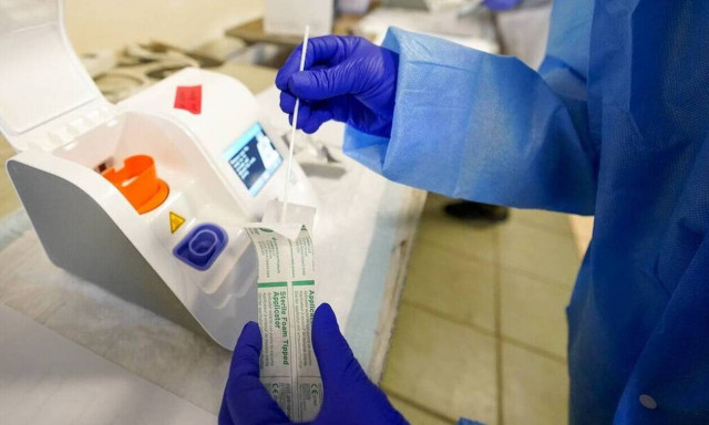 Κορονοϊός – «Καμπανάκι» Βρετανών: Η ινδική μετάλλαξη μεταδίδεται τόσο γρήγορα όσο η αγγλική