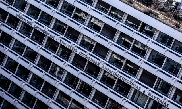 Αυξήθηκαν το Μάρτιο τα «φέσια» του Δημοσίου προς τον ιδιωτικό τομέα