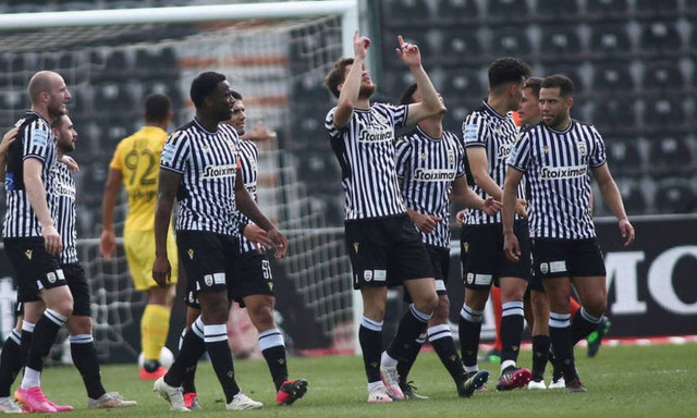 ΕΠΟΣ στην Τούμπα - Ο ΠΑΟΚ τρόλαρε με... Ρέμο τον Άρη (photos)