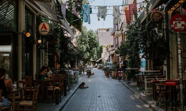 Πότε και πόσα θα πάρουν εστιατόρια, μπαρ, καφετέριες, γυμναστήρια και παιδότοποι που ήταν κλειστά