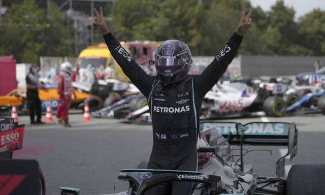 Formula 1: Απόλυτο αφεντικό στη Βαρκελώνη ο Χάμιλτον! (photos+videos)