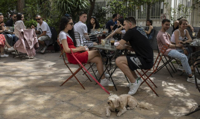 Μετακίνηση εκτός νομού, απαγόρευση κυκλοφορίας, κατάργηση sms στο 13033 - Οι ημερομηνίες