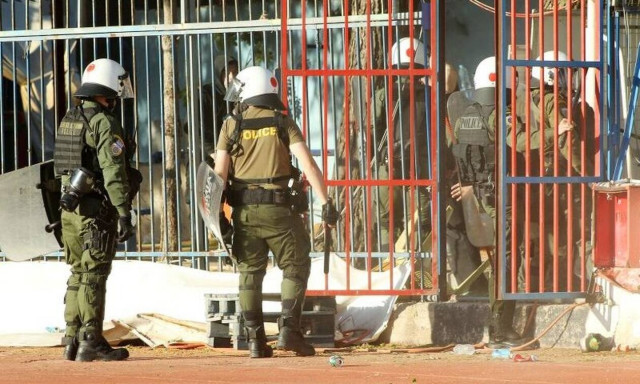 Νέα Σμύρνη: Τρόμος από τα επεισόδια πριν και μετά τον αγώνα Πανιώνιος - Ηλιούπολη