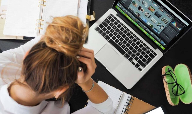 Σε ποιους κλάδους ανοίγει η κυριακάτικη εργασία - Τι ισχύει για τις αμοιβές