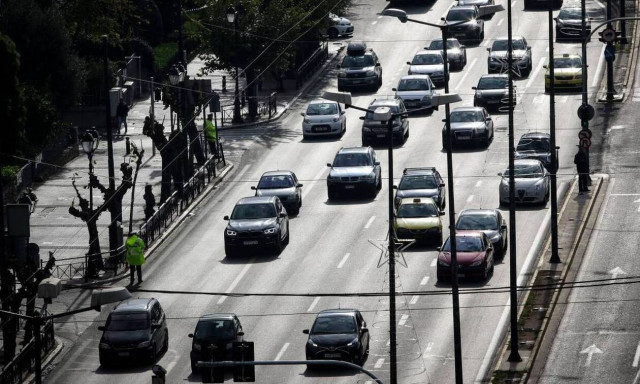 Μπλόκο ΑΑΔΕ σε ανασφάλιστα οχήματα