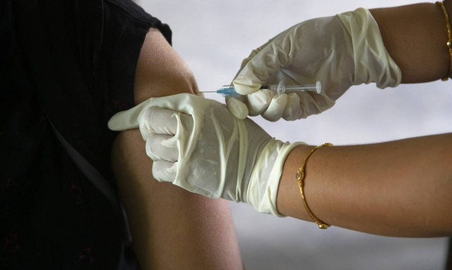 Κορονοϊός: Τα συμπτώματα της νόσου «κυνηγάνε» το 60% όσων νοσηλεύτηκαν μέχρι και έξι μήνες