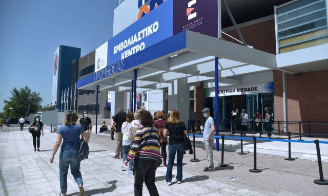 Παγώνη στο Newsbomb.gr: Σε αυτό το ποσοστό εμβολιασμού θα μας επιτραπεί να «πετάξουμε» τις μάσκες