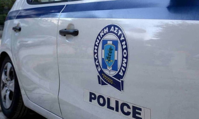 Σεξουαλικές επιθέσεις στη Βούλα: Ο δράστης έπινε «ανέμελος» καφέ και ανέβαζε φωτο στο Facebook