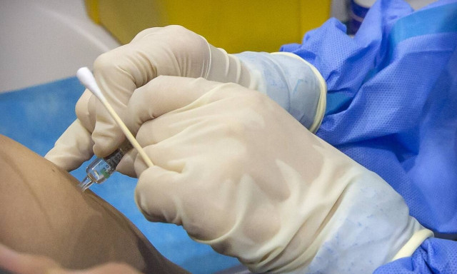 Επικεφαλής ΕΜΑ: Πιθανή έγκριση του εμβολίου της Pfizer για παιδιά 12 ετών στα τέλη Μαΐου