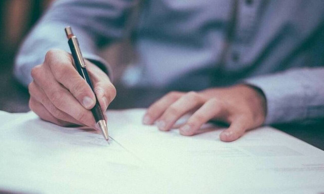 Επίδομα 534 ευρώ: Μέχρι σήμερα (12/05) οι αιτήσεις για τον Μάιο - Οι δικαιούχοι της αποζημίωσης