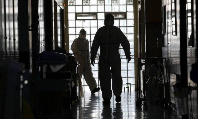 Βασιλακόπουλος: Η πανδημία δεν τελείωσε - Αν σταματήσουμε να προσέχουμε θα έχουμε πισωγυρίσματα