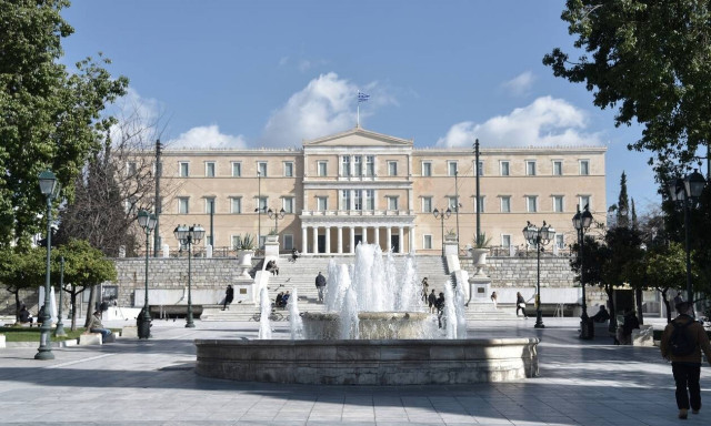 Κρούσματα σήμερα: Παραμένει στο «κόκκινο» η Αττική με 1.063 – Τριψήφιος αριθμός στη Θεσσαλονίκη