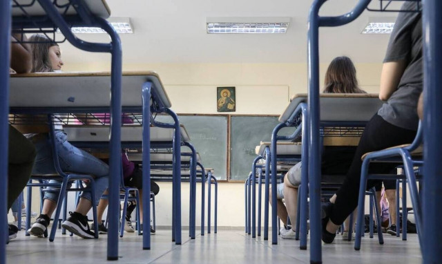 Πανελλήνιες 2021: Ανακοινώθηκε το πρόγραμμα των εξετάσεων (ΠΙΝΑΚΕΣ)