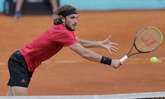 Στέφανος Τσιτσιπάς: Θετικό ξεκίνημα στη Ρώμη – Ξεπέρασε τον επικίνδυνο Τσίλιτς