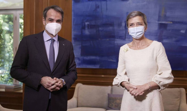 PM Mitsotakis: The economy is moving towards a very fast recovery