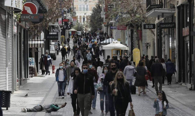 Ανοιχτά τα μαγαζιά την Κυριακή (16/05) - Το ωράριο των σούπερ μάρκετ