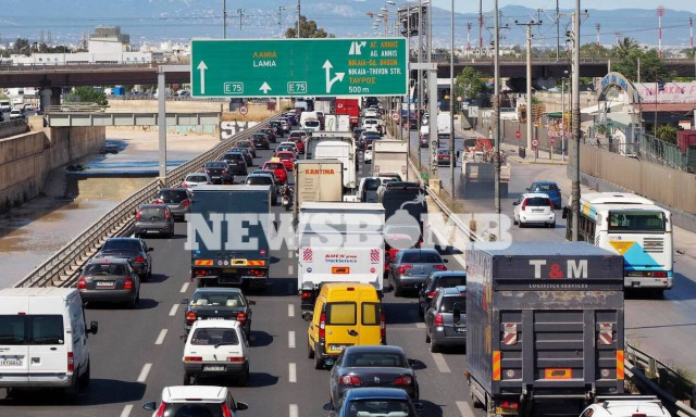 ΤΩΡΑ: Χάος στον Κηφισό! Ουρές χιλιομέτρων - Δείτε εικόνες