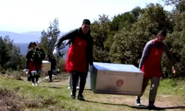 MasterChef Spoiler (17/5): Μία ομαδική δοκιμασία... βουνό! Η δυσαρέσκεια των κριτών (vid)