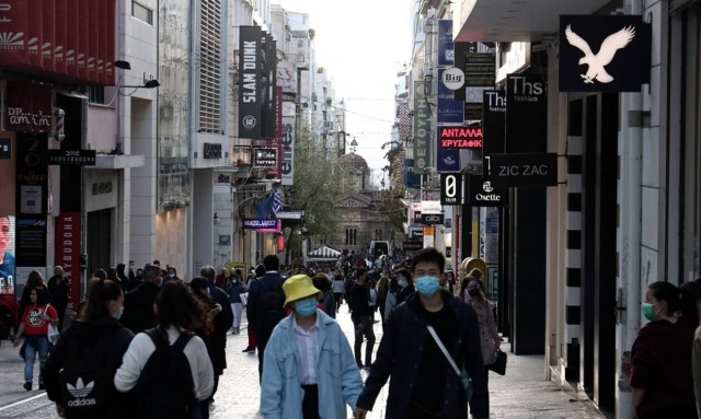 Ανοιχτά σούπερ μάρκετ και καταστήματα την Κυριακή (16/05) - Ποιες ώρες θα λειτουργήσουν